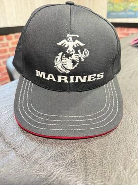 Vintage Marines Black Baseball Cap with Embroidered Emblem
